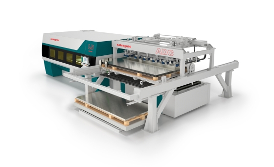 Laserschneidmaschine mit Automatisierung Salvagnini